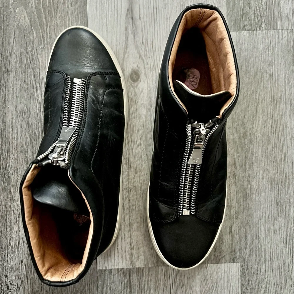 Lena by Frye double zip leather low top platform athletic shoes - Picture 9 of 10